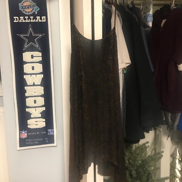 Top - Picture 6 of 11